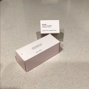 BN* GLoSSiEr PeRFeCTiNg SKiN TiNT & CoNcEaLeR, G11